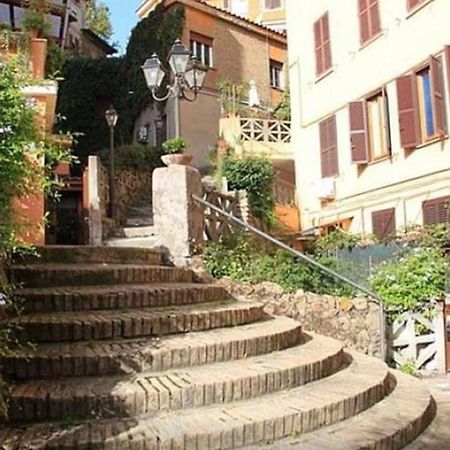 Elegante Open Space Con Vasca Idromassaggio A Trastevere Exteriér fotografie
