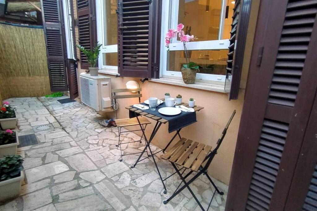 Elegante Open Space Con Vasca Idromassaggio A Trastevere Exteriér fotografie